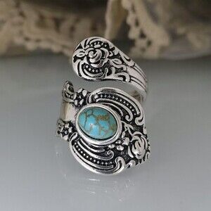 Vintage Silver Turquoise Wrap around ring size 9 Valentines Day